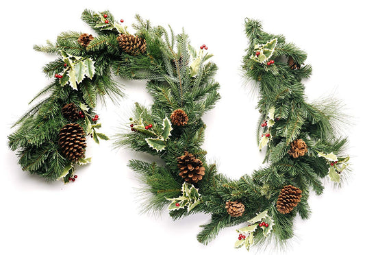Blakeley Pine Garland with Holly 6 Feet